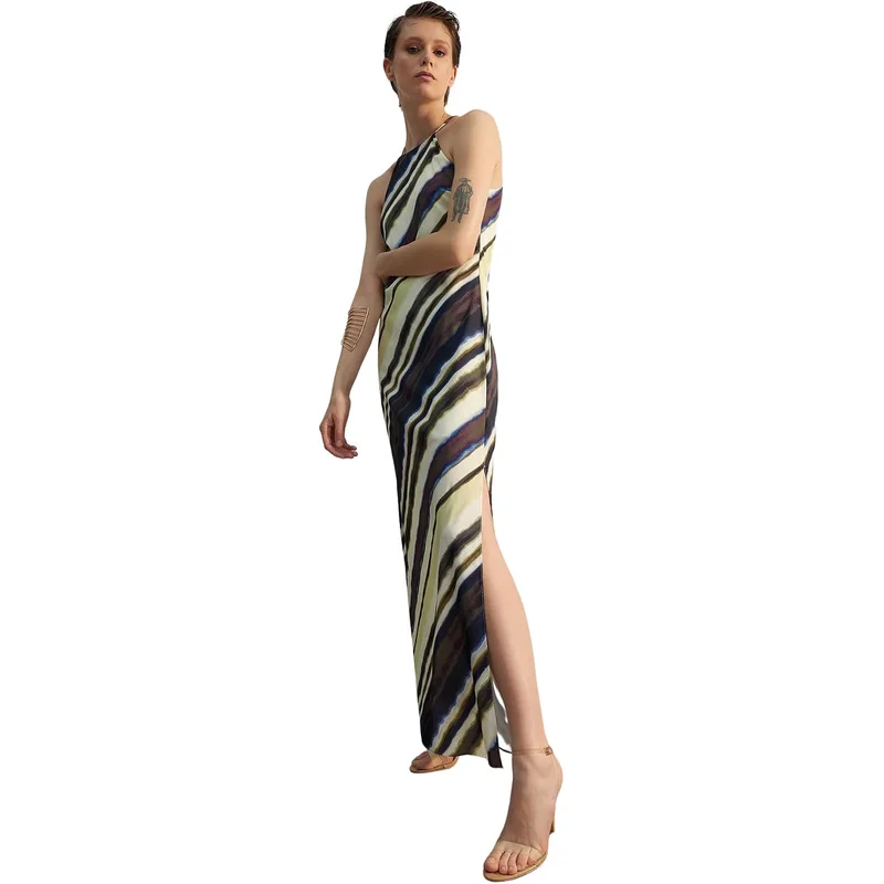 فستان نسائي ماكسي ملون بنقشة Tie-Dye من Trendyol