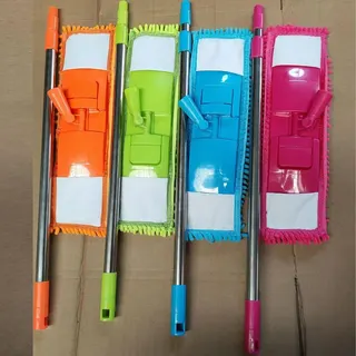 ممسحة أرضية تلسكوبية من مايكروفايبر باللون الأزرق