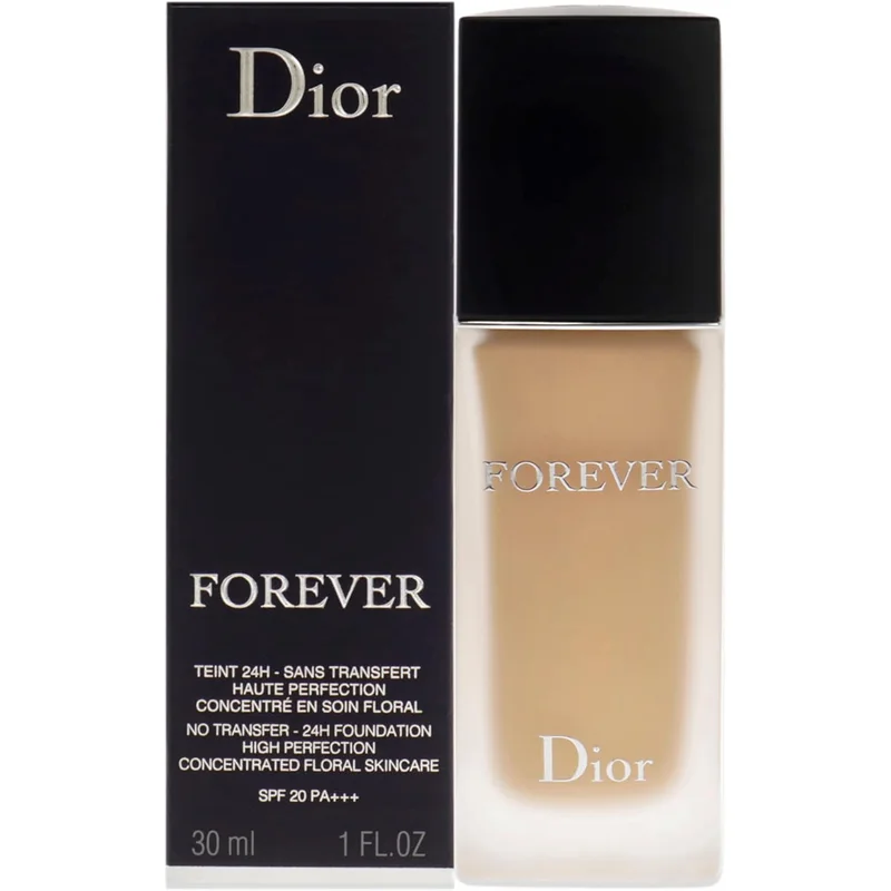 كريم أساس فاونديشن من Dior بتغطية متوسطة