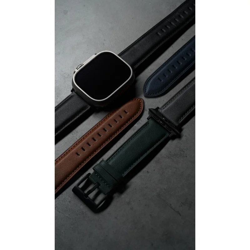 سوار جلد فاخر من IZONE لساعات Apple الذكية