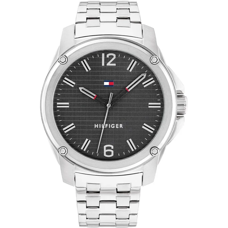 ساعة رسمية رجالية من Tommy Hilfiger بسوار ستيل