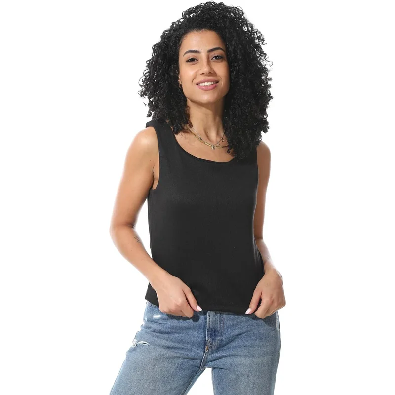 توب نسائي بدون أكمام قطني من Andora