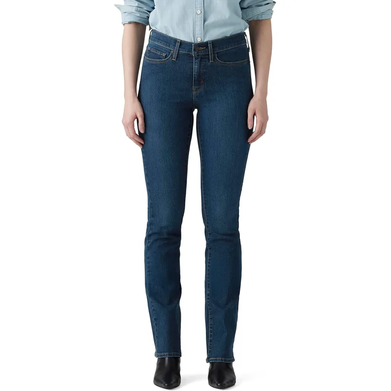 جينز نسائي بقصة Boot من Levi's