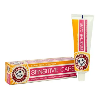 معجون أسنان مبيض من Burt's Bees