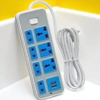 مشترك كهرباء جينيريك بـ7 منافذ وشحن USB
