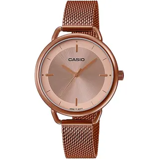 ساعة أنالوج بعقارب وسوار معدني للنساء من Casio روز جولد