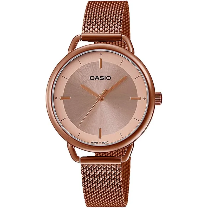 ساعة أنالوج بعقارب وسوار معدني للنساء من Casio روز جولد